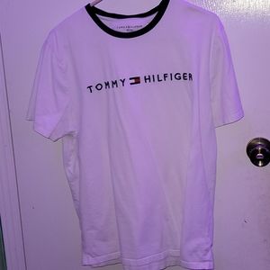 Tommy Hilfiger tee